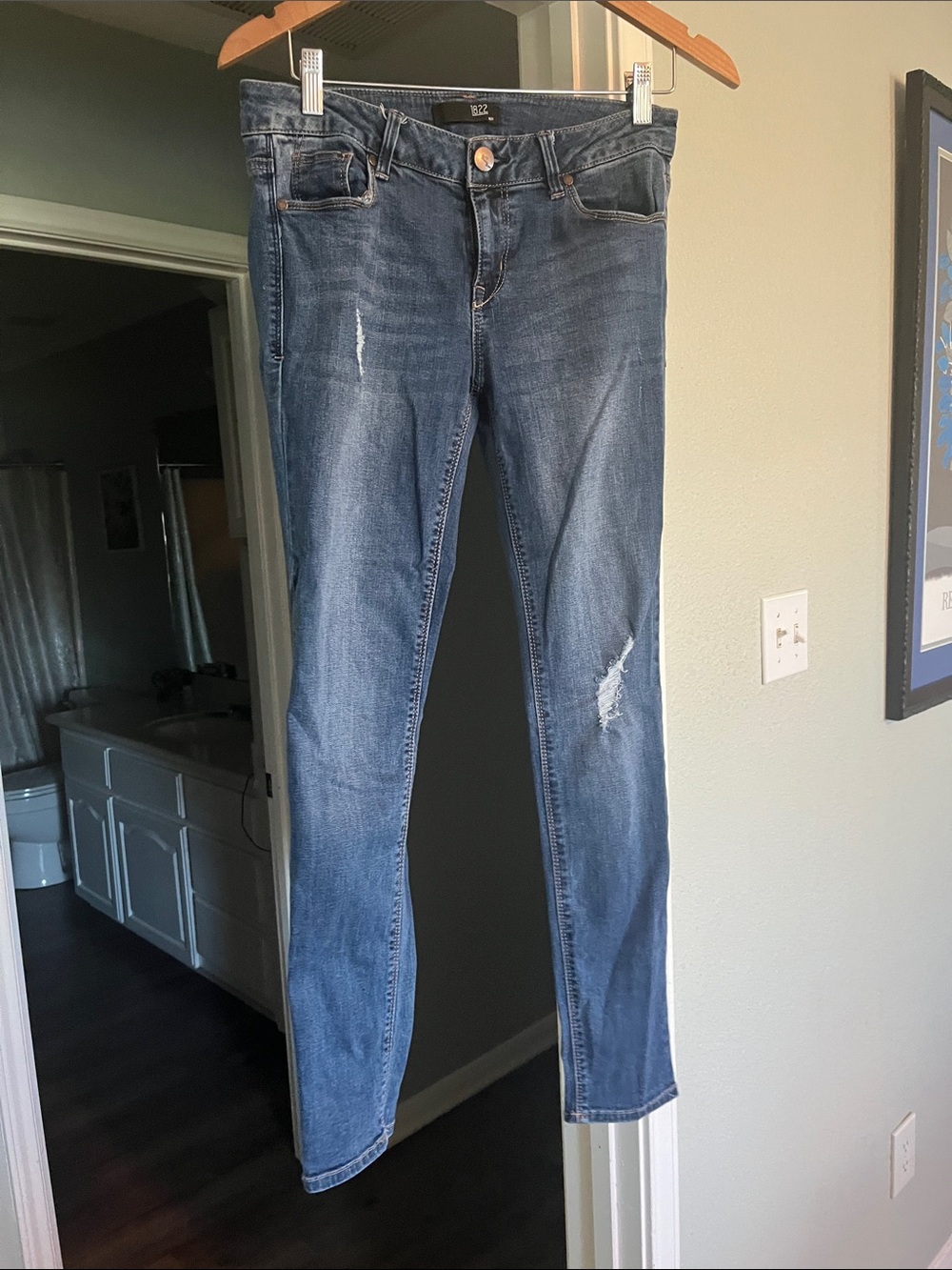 1822 Denim Women's Distressed Blue Skinny Jeans